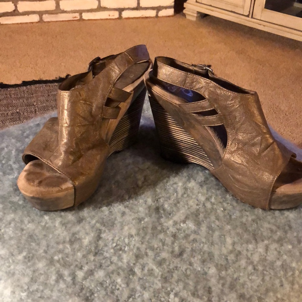 Colleen Cordero wedge!